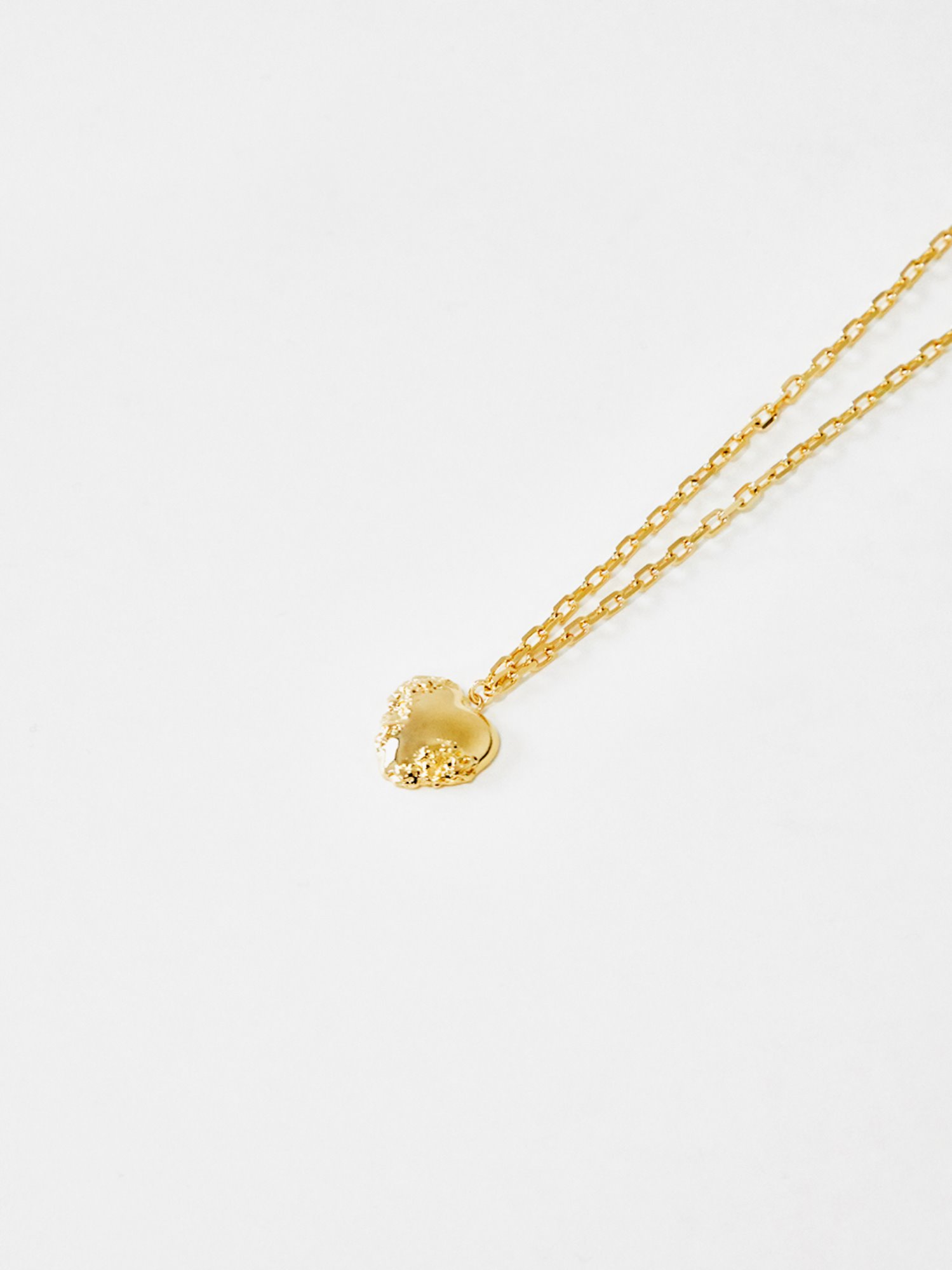 shape of love necklace 02 (gold)